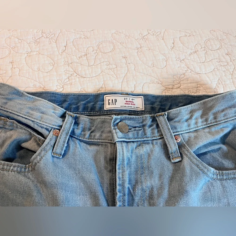GAP High Rise Barrel jeans SZ 27 - Picture 5 of 7